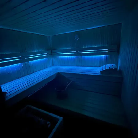 天空赖希膳食公寓酒店 3* 格拉特